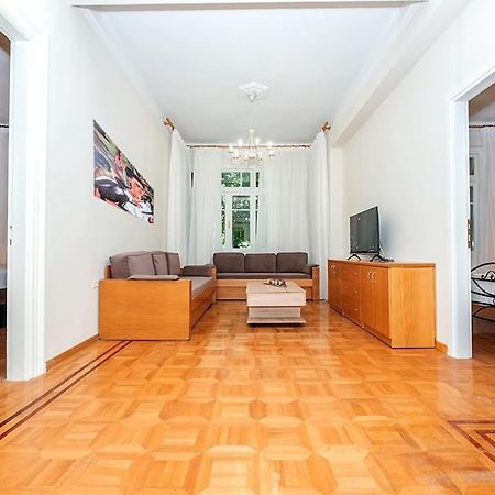 Roman Forum Apartment سالونيك المظهر الخارجي الصورة